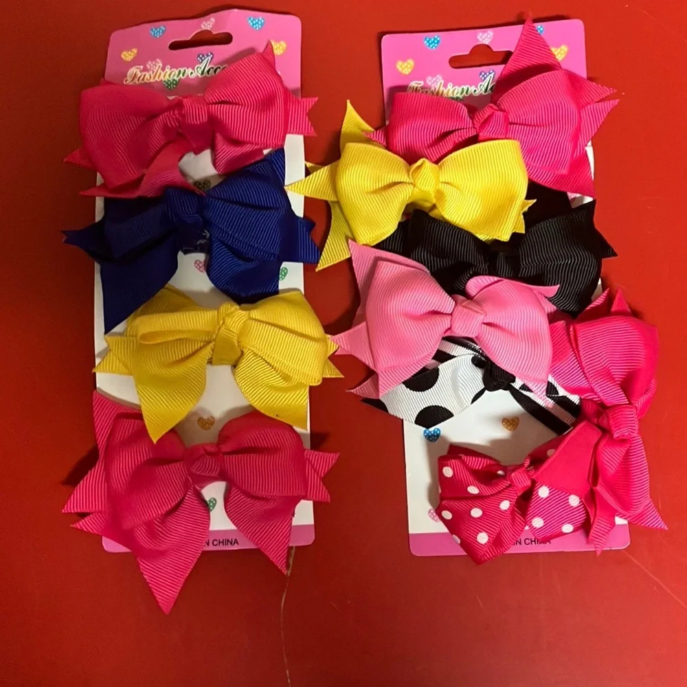 Girls clip on bows